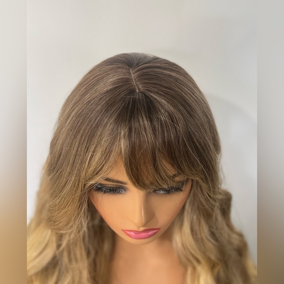 24 Inch Ombre Brown Rooted & Blonde highlights Wavy Hair with bangs  Long Wig - Picture 3 of 6
